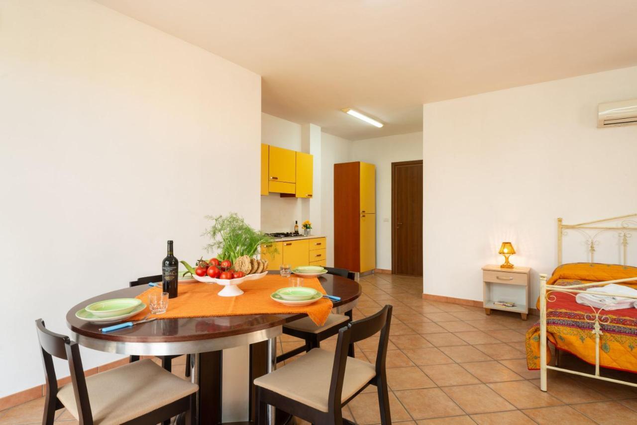 Monolocale Nel Centro Di Racale Apartment Екстериор снимка